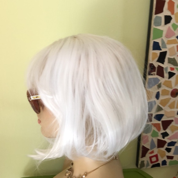 Platinum Blonde Wig - Picture 2 of 6